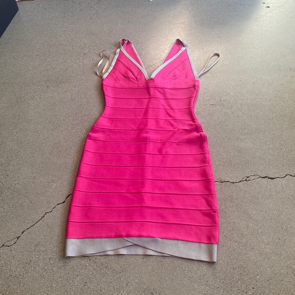 HERBE LÉGER Hot pink bandage dress size small